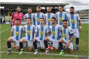 L'Isernia scesa in campo contro la Folgore Veregra (foto profilo facebook Isernia FC)