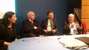 Il convegno sulla figura del giornalista Giancarlo Siani: da destra, Palmieri, Paci, Battista e de Capoa