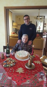 Nonno Emiliano Fatica festeggia i 101 anni con il nipote Salvatore Colagiovanni