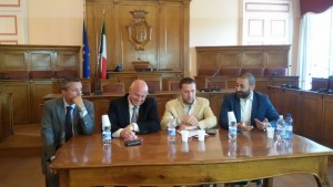 La conferenza stampa a Palazzo San Giorgio